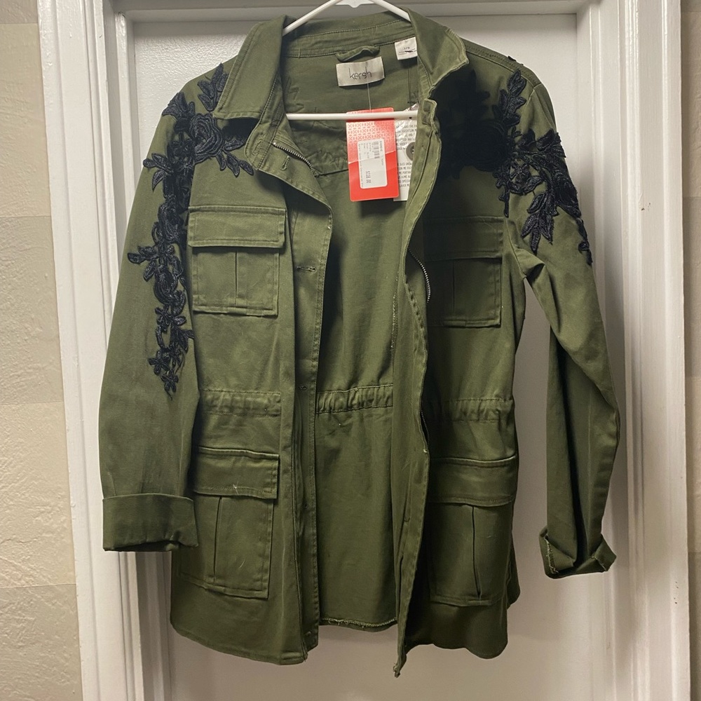 Olive green jacket, brand new & never worn. Size L
